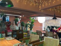 -Dragon Pizza•圆脸龙披萨·牛排餐厅