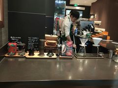 -星巴克(杭州湖滨银泰E区店)