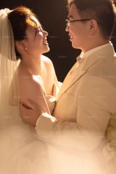 -雪中彩影婚纱摄影·微光艺术中心