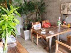 -HIGH FIVE哈福手工汉堡(桂林路店)