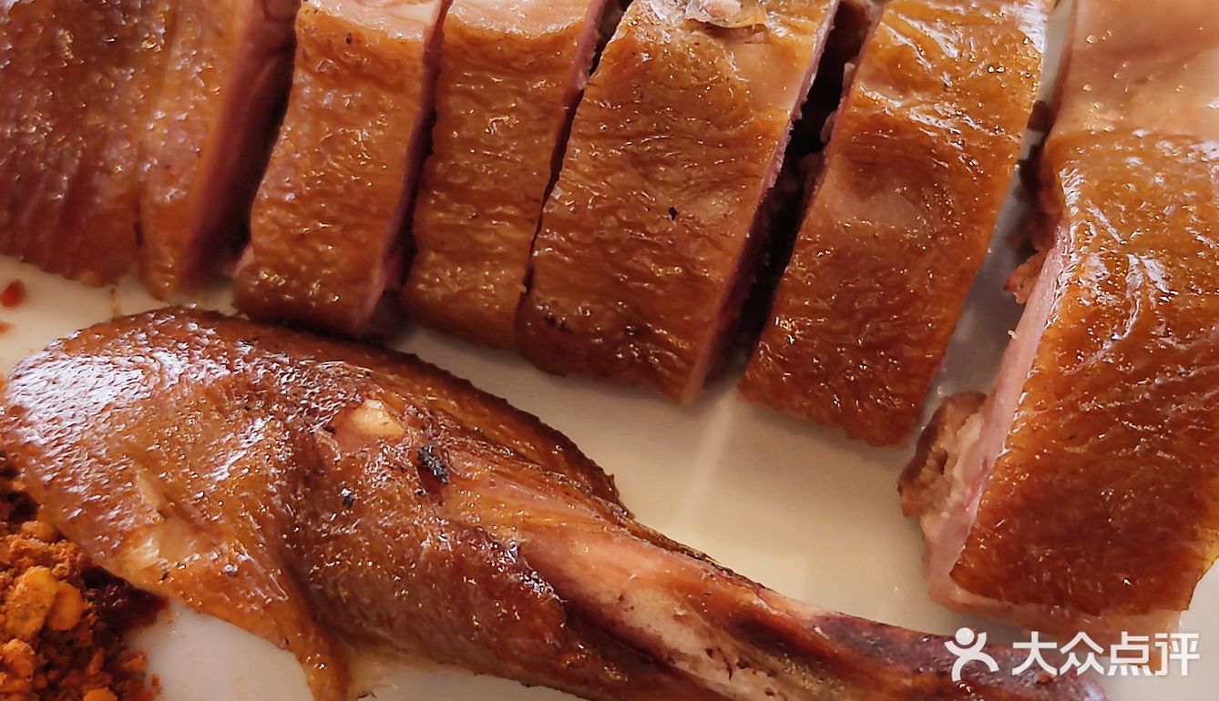 成都探店｜成都著名小吃店里的正餐如何呢?外