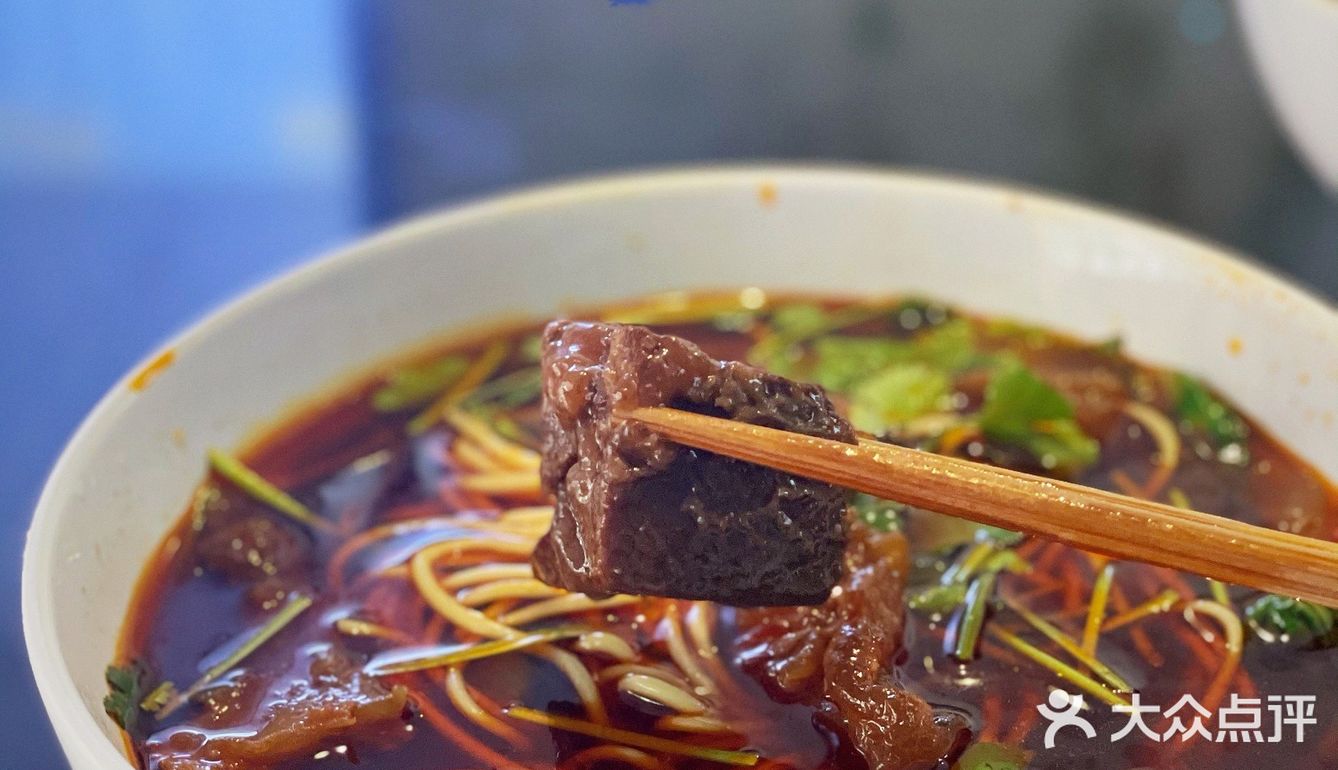 软糯弹口的牛肉牛筋面｜一口就爱上它