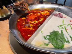 -湊湊火锅·茶憩(杭州湖滨银泰in77店)
