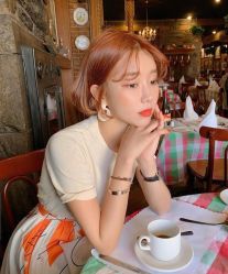 -环球蝶上美业连锁