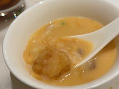 -香港百合居(LCM置汇旭辉广场店)