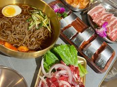 -围炉肉舍丹东海鲜烤肉·烤活鳗(步行街店)