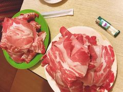 -洞庭洲·防空洞火锅·烧烤·铜锅涮肉(新百广场店)