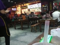 大堂-食上东新街美食街区(民乐新都会店)