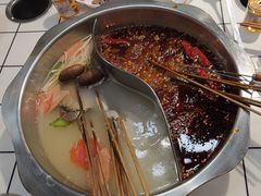 -鼎伙伙火锅串串·10年品牌传承(白象居总店)