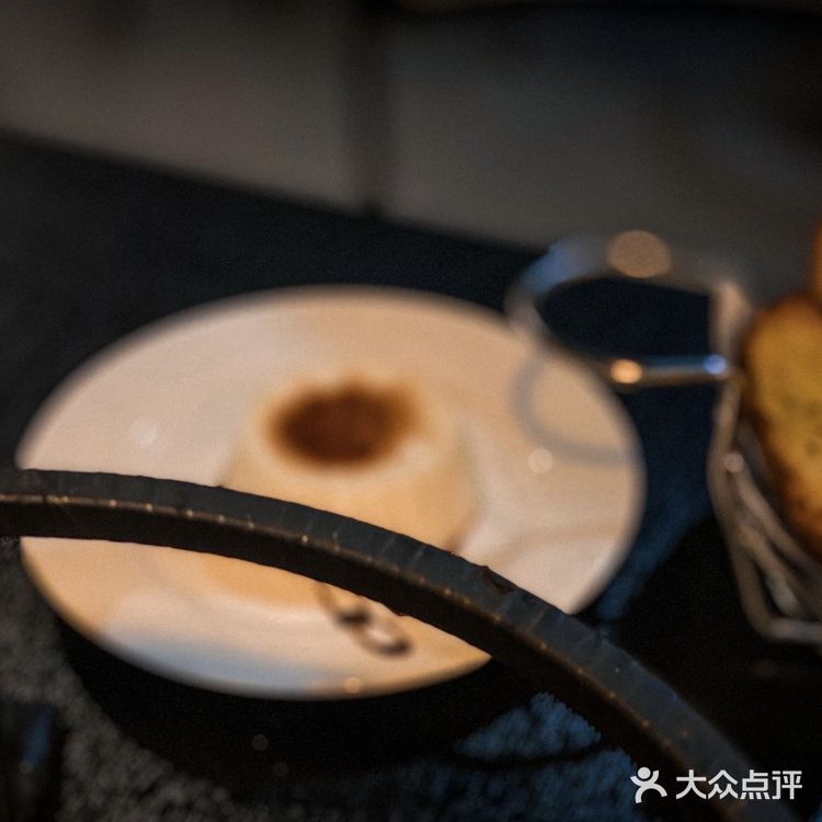 1米长的手工披萨,四种口味一次满足!!