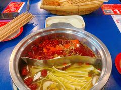 -马路边边麻辣烫联盟路店