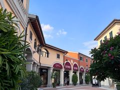 -佛罗伦萨小镇广佛名品奥特莱斯(疏港路店)