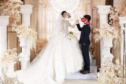 点击看大图 -拉瑞娜LaReine婚纱礼服高级定制
