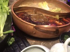 -三人行骨头王火锅(长寿店)