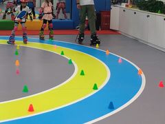 -米高蓝斯克国际轮滑中心(中铁建店)