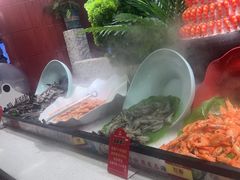-四囍码头海鲜烧烤自助火锅(外滩南京东路悦荟广场店)