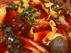 -成都你六姐·牛肉冒菜(上海环宇荟店)