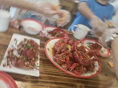 -冶建镜子·老南昌大排档·江西虾王(总店)