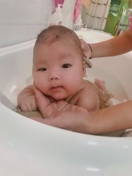 点击看大图 抚触台-蔡护士婴童水育中心