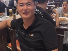 -川流不息·地道川菜·小龙虾(松东路店)