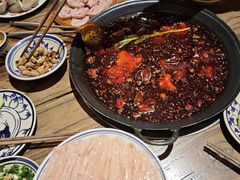 -旧街市鲜货老火锅(大光路店)