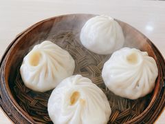 虾肉小笼-老西白点心店
