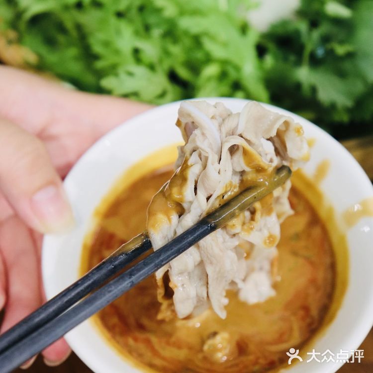 吃老北京铜锅涮肉就来天鸿涮肉!