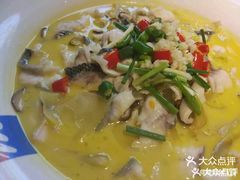 QQ酸汤鱼-蜜桃餐厅·江浙融合菜(荟聚购物中心店)