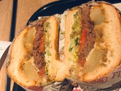 -The Habit Burger Grill 哈比特汉堡(复兴soho店)