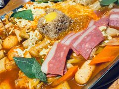 鱼饼火山炒年糕-包装马车·韩国料理·포장마차