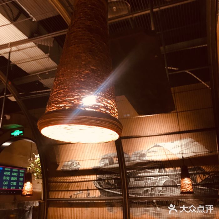 哥老官重庆美蛙鱼头(西湖银泰十一哥店)大堂图片