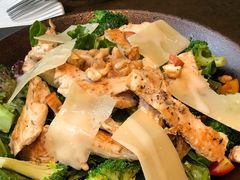 鸡肉西兰花什锦沙拉-BOCATA 西班牙餐厅(三里屯店)