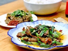 外婆回锅肉-百年粉蒸牛肉