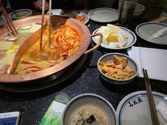 -山城鼎重庆老火锅(西安钟楼店)