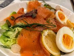 三文鱼色拉-The BREW·酿餐厅(浦东嘉里大酒店)