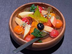 薄荷接骨木花渍当季水果-美美九席·湖景餐厅(李公堤店)