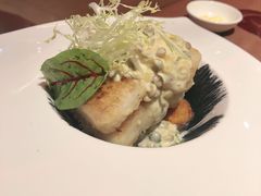 香煎龙利鱼配年度豆汁-卡本妮法餐厅·北京和平宾馆
