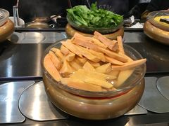 地瓜-龍歌自助小火锅(崂山丽达店)