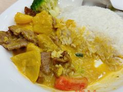 南洋咖喱牛腩饭-佰搭果·广式茶餐厅(西华路店)