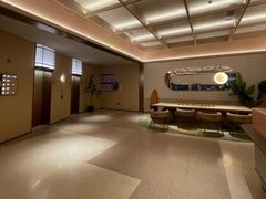 -桔子酒店(上海西藏北路地铁站店)