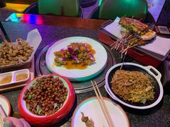 -路边边.炒菜烧烤.音乐餐厅(良乡长虹店)