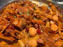 -胖哥俩肉蟹煲(长沙高铁吾悦广场店)