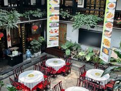 景观位-蔼若春.传承三十年云南菜(金碧公园店)
