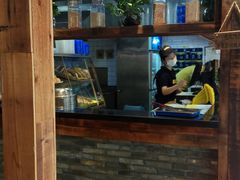 -弄堂咪道-饭香·面香·馄饨香(钦州北路田尚坊店)