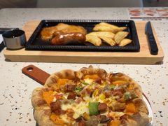 -必胜客(WOW中心城店)