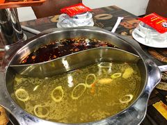 鸳鸯锅底-小郡肝串串香火锅(金桥店)