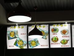 -内蒙焖面大盆骨餐馆(山大路店)