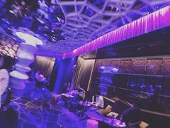 -OZONE 顶楼酒吧(香港丽思卡尔顿酒店)