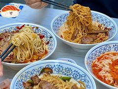 -李与白包子铺(桐梓林店)