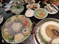 -得意咚瓜·顺德鱼生·冬瓜火锅(深圳首店)